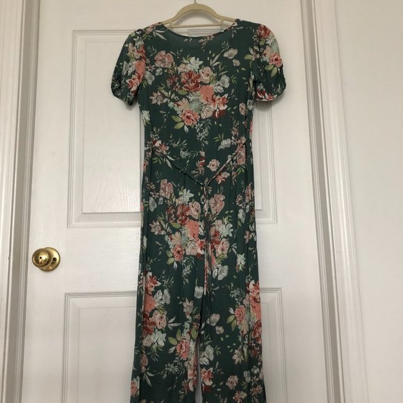 Floral jumpsuit - Picture 2 of 3